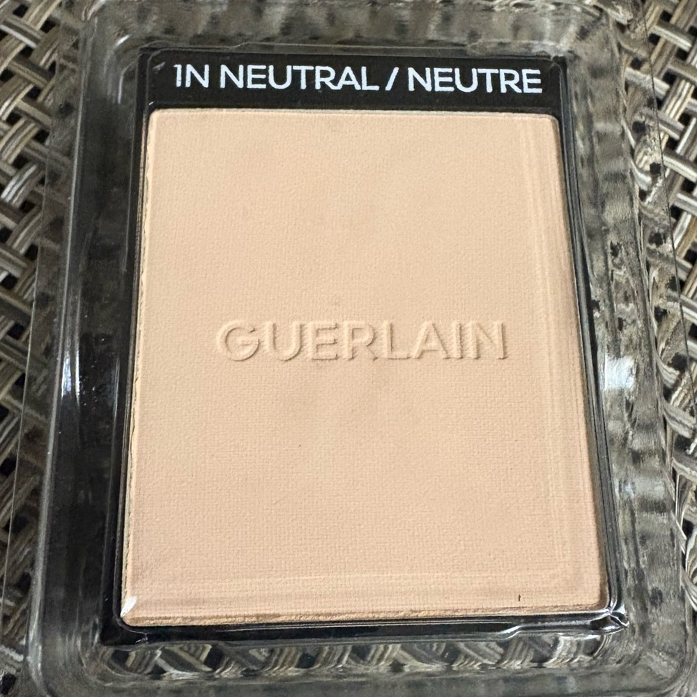 Guerlain Parure Gold Skin Control High Perfection Matte Foundation- REFILL